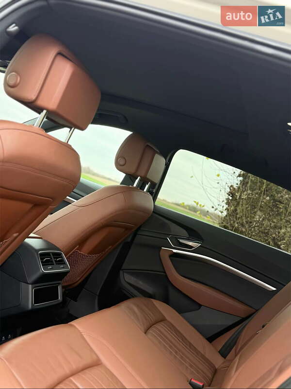 Внедорожник / Кроссовер Audi e-tron 2021 в Луцке фото 12 Внедорожник / Кроссовер Audi e-tron 2021 в Луцке