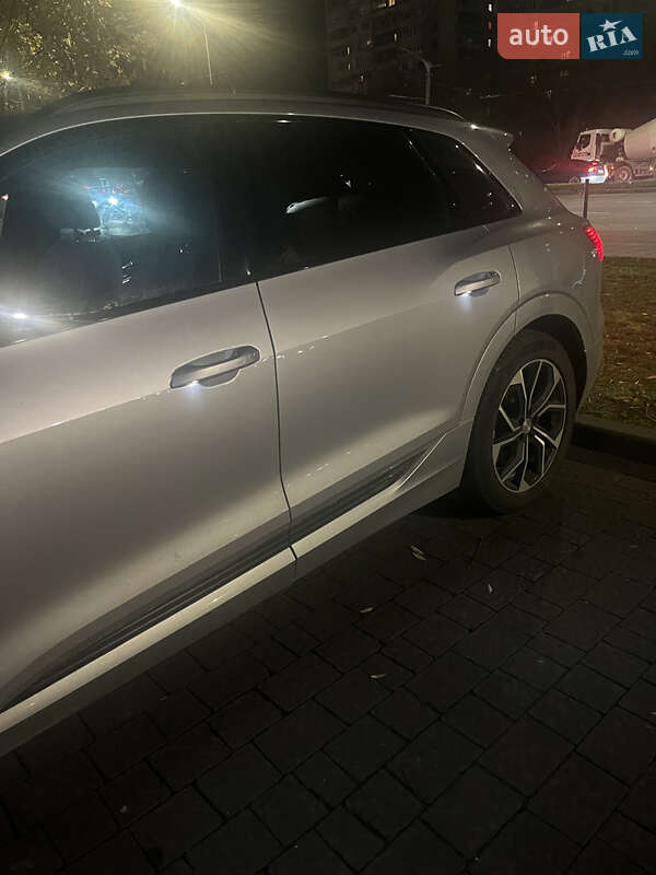 Позашляховик / Кросовер Audi e-tron 2022 в Львові фото 65 Позашляховик / Кросовер Audi e-tron 2022 в Львові