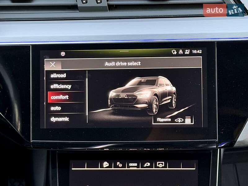 Позашляховик / Кросовер Audi e-tron 2022 в Ковелі фото 48 Позашляховик / Кросовер Audi e-tron 2022 в Ковелі