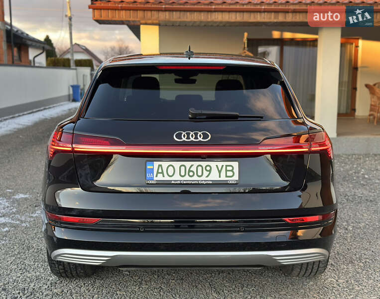 Позашляховик / Кросовер Audi e-tron 2020 в Ужгороді