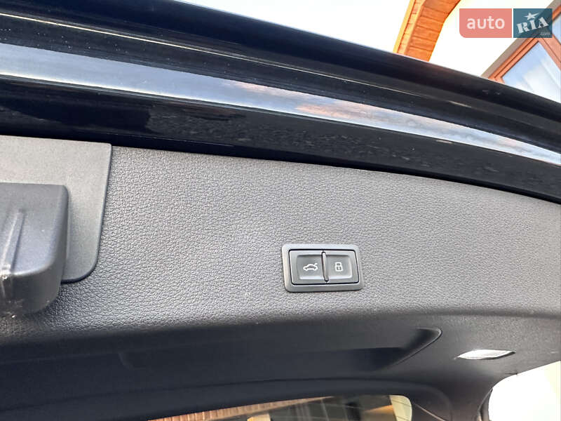 Позашляховик / Кросовер Audi e-tron 2020 в Ужгороді