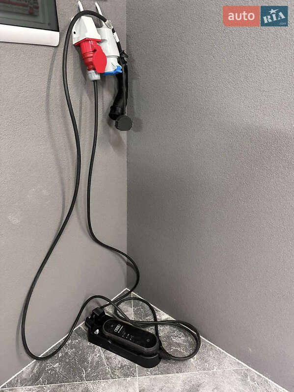 Позашляховик / Кросовер Audi e-tron 2020 в Ужгороді