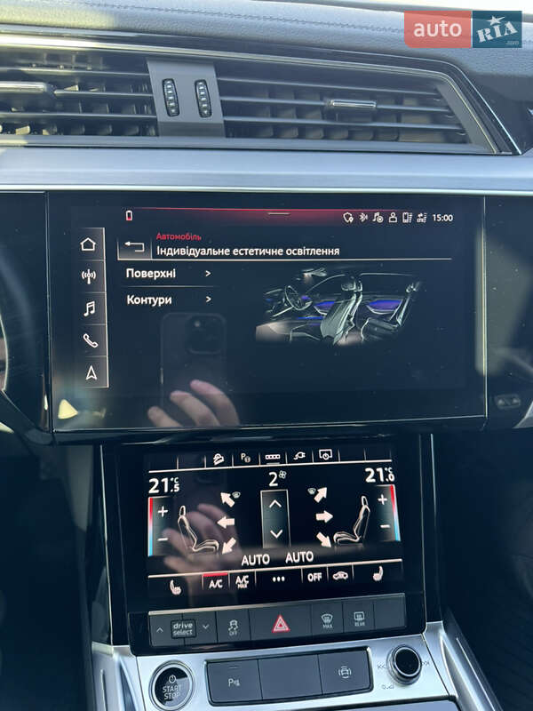 Внедорожник / Кроссовер Audi e-tron 2022 в Ужгороде