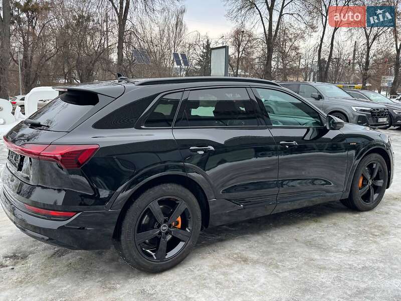 Позашляховик / Кросовер Audi e-tron 2022 в Києві фото 9 Позашляховик / Кросовер Audi e-tron 2022 в Києві