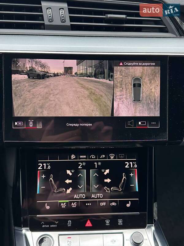 Позашляховик / Кросовер Audi e-tron 2022 в Києві фото 26 Позашляховик / Кросовер Audi e-tron 2022 в Києві