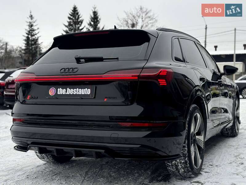 Позашляховик / Кросовер Audi e-tron 2020 в Рівному