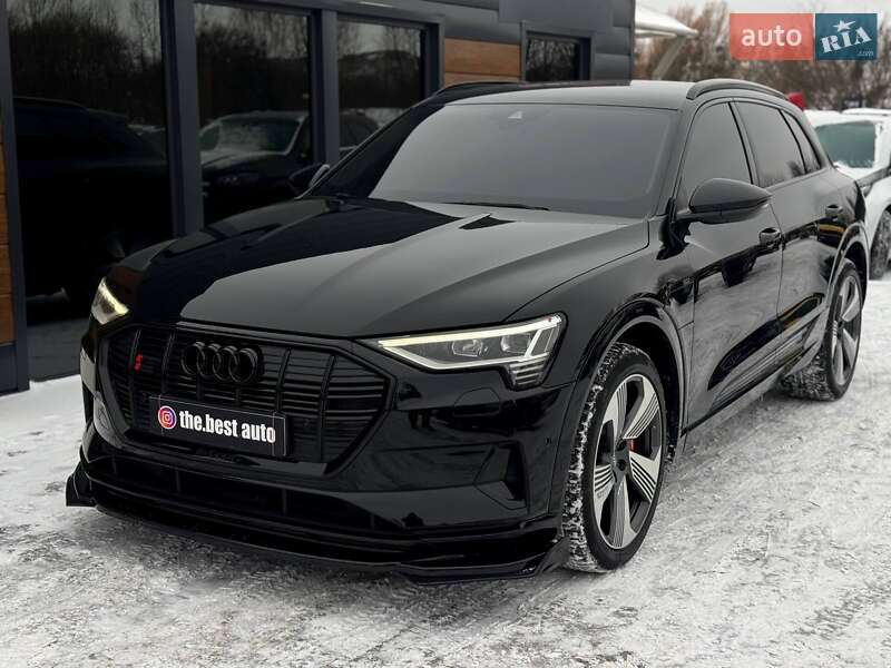 Позашляховик / Кросовер Audi e-tron 2020 в Рівному