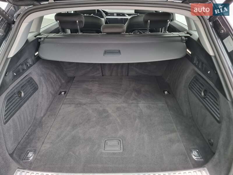 Позашляховик / Кросовер Audi e-tron 2020 в Радивиліві