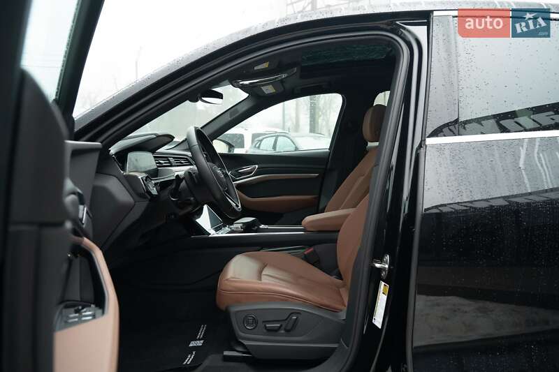 Позашляховик / Кросовер Audi e-tron 2022 в Чернівцях фото 19 Позашляховик / Кросовер Audi e-tron 2022 в Чернівцях