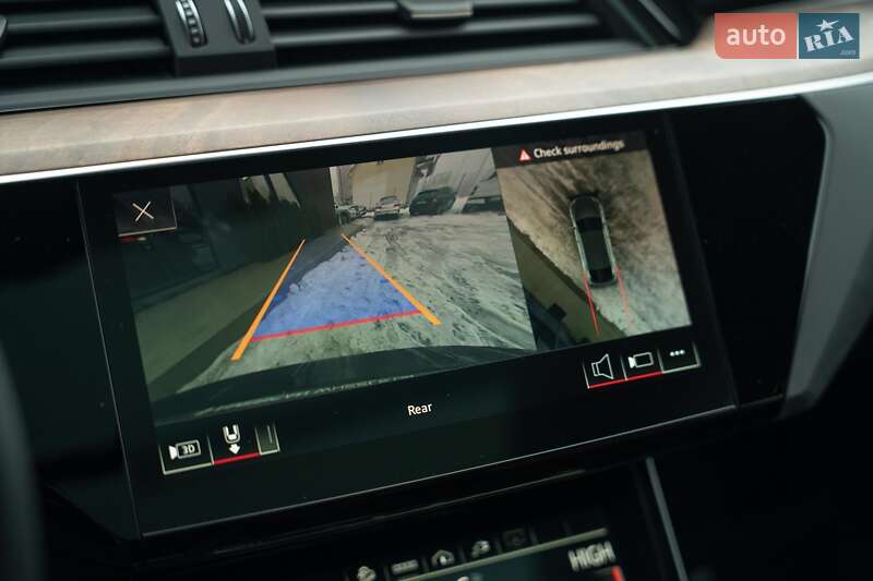 Позашляховик / Кросовер Audi e-tron 2022 в Чернівцях фото 33 Позашляховик / Кросовер Audi e-tron 2022 в Чернівцях
