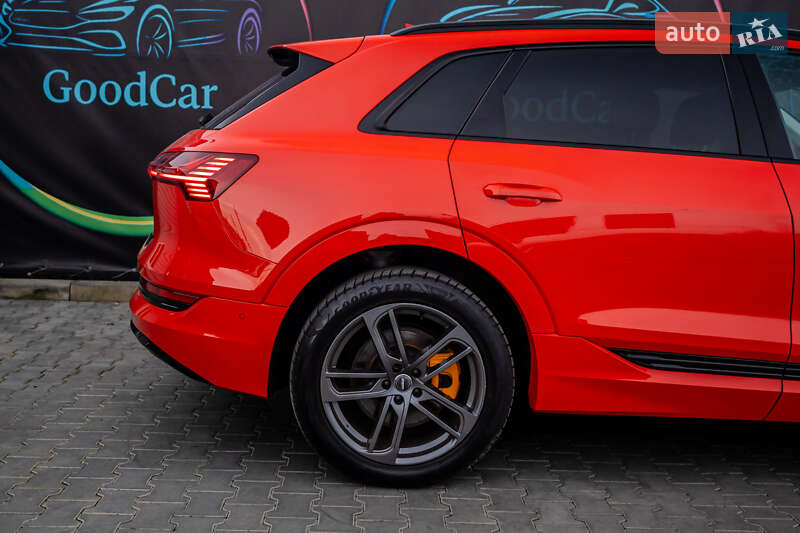 Внедорожник / Кроссовер Audi e-tron 2021 в Луцке