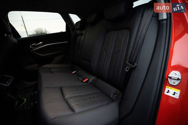 Внедорожник / Кроссовер Audi e-tron 2021 в Луцке