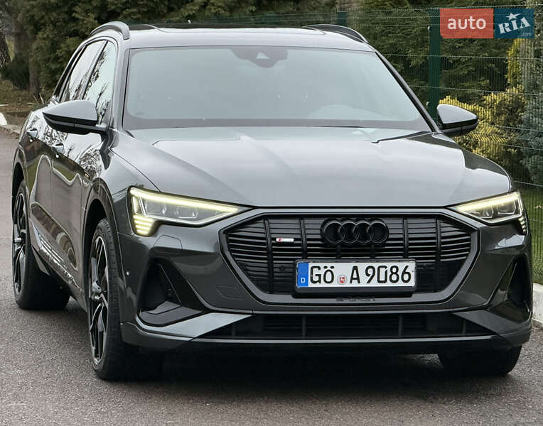 Позашляховик / Кросовер Audi e-tron 2021 в Рівному фото 21 Позашляховик / Кросовер Audi e-tron 2021 в Рівному