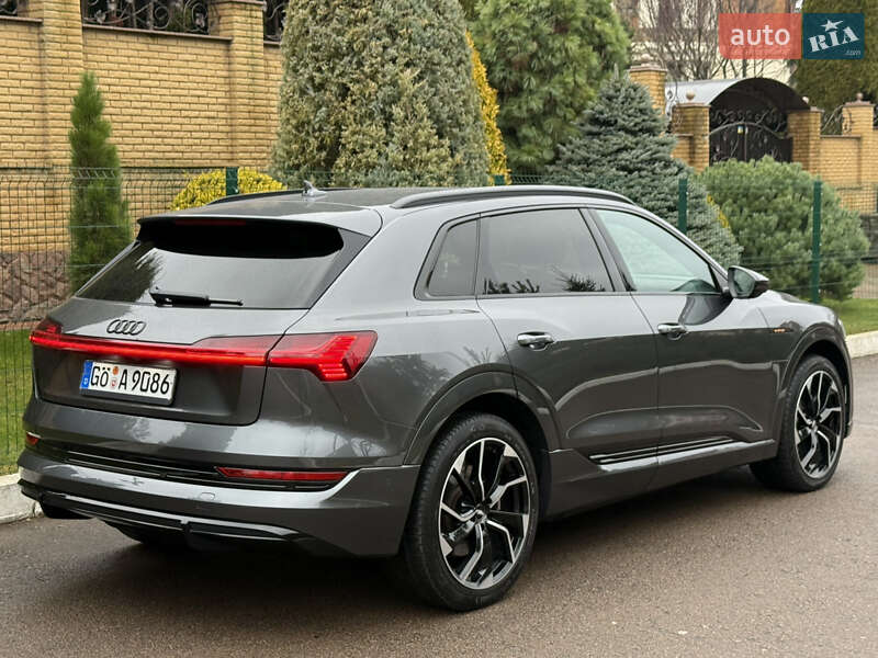 Позашляховик / Кросовер Audi e-tron 2021 в Рівному фото 26 Позашляховик / Кросовер Audi e-tron 2021 в Рівному