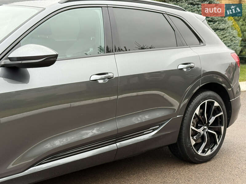 Позашляховик / Кросовер Audi e-tron 2021 в Рівному фото 58 Позашляховик / Кросовер Audi e-tron 2021 в Рівному