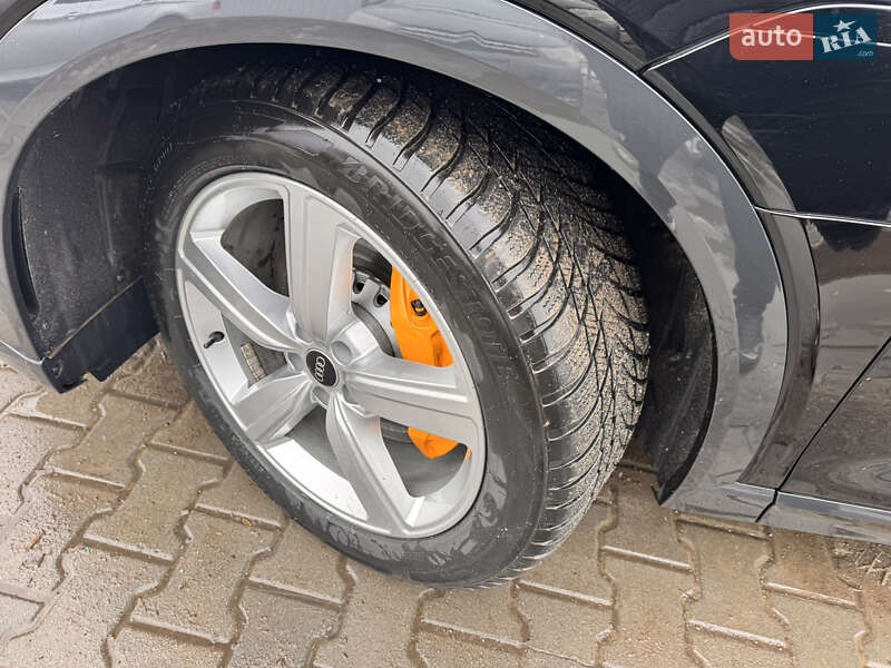 Позашляховик / Кросовер Audi e-tron 2022 в Хмельницькому