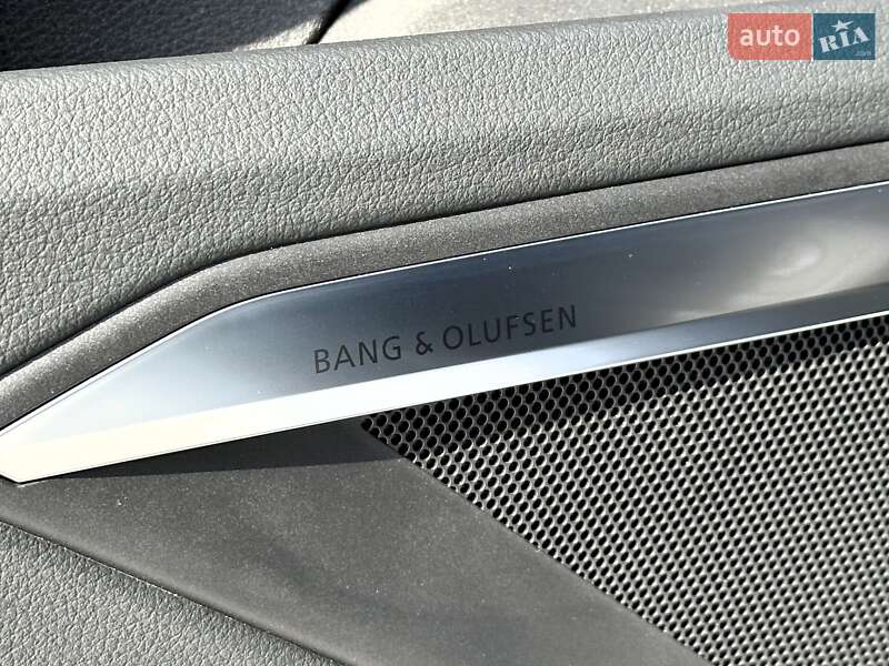 Позашляховик / Кросовер Audi e-tron 2019 в Києві