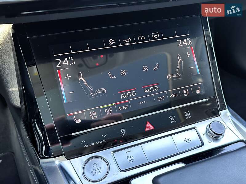 Позашляховик / Кросовер Audi e-tron 2019 в Києві