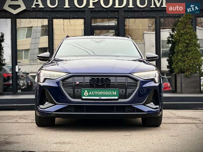 Позашляховик / Кросовер Audi e-tron 2021 в Києві фото 2 Позашляховик / Кросовер Audi e-tron 2021 в Києві