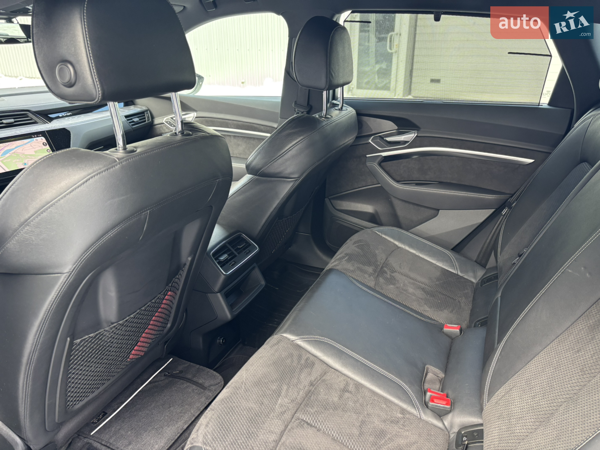 2020 Audi e-tron - мініатюра 13