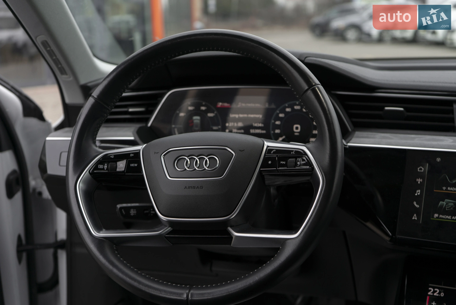 2020 Audi e-tron - мініатюра 12