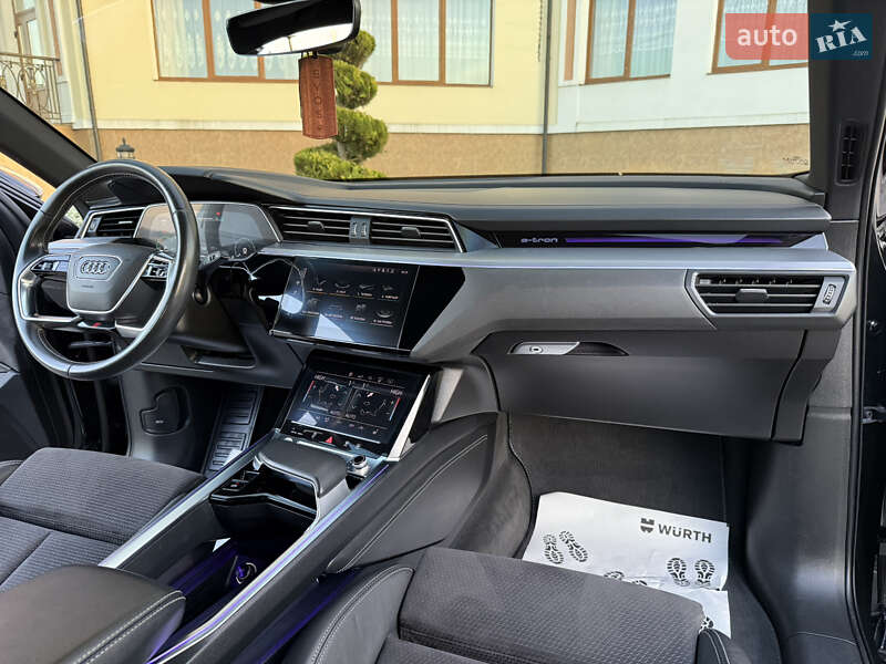 Позашляховик / Кросовер Audi e-tron 2019 в Трускавці фото 85 Позашляховик / Кросовер Audi e-tron 2019 в Трускавці