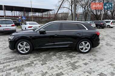 Внедорожник / Кроссовер Audi e-tron 2019 в Ужгороде
