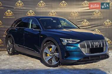 Внедорожник / Кроссовер Audi e-tron 2021 в Киеве