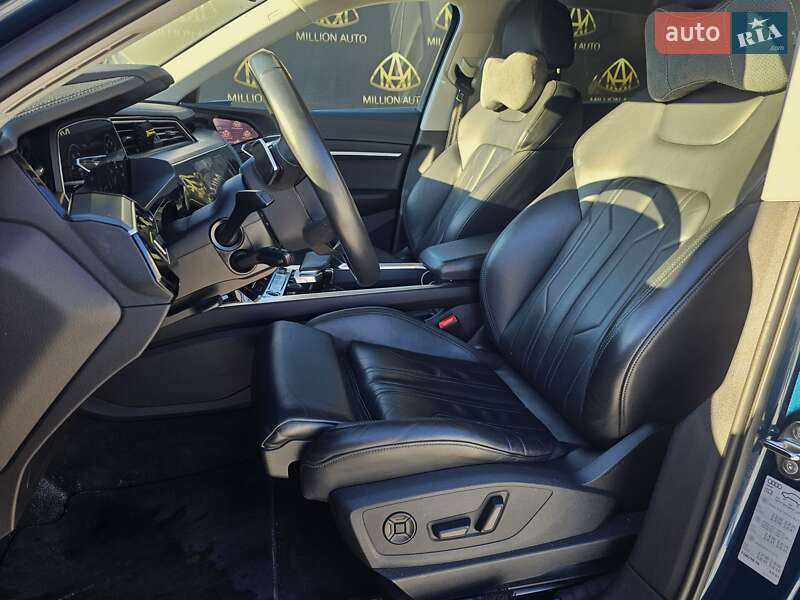 Внедорожник / Кроссовер Audi e-tron 2021 в Киеве фото 13 Внедорожник / Кроссовер Audi e-tron 2021 в Киеве