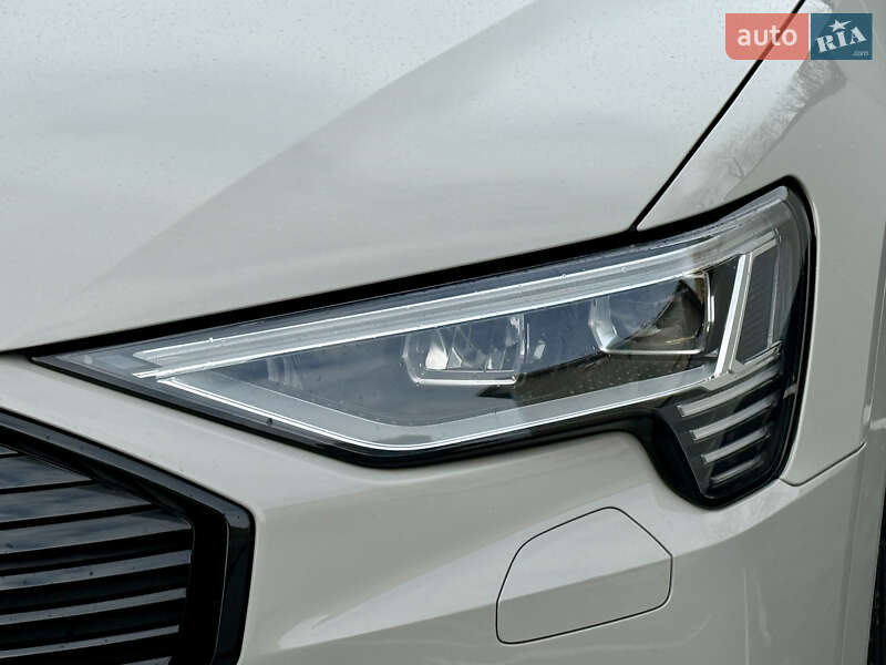 Внедорожник / Кроссовер Audi e-tron 2018 в Ровно фото 18 Внедорожник / Кроссовер Audi e-tron 2018 в Ровно