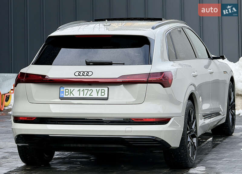 Внедорожник / Кроссовер Audi e-tron 2018 в Ровно фото 42 Внедорожник / Кроссовер Audi e-tron 2018 в Ровно