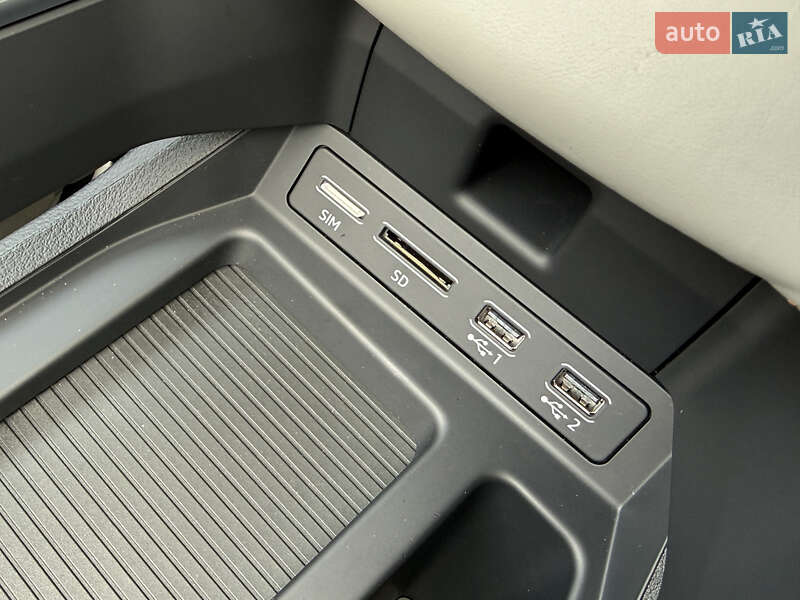 Внедорожник / Кроссовер Audi e-tron 2018 в Ровно фото 48 Внедорожник / Кроссовер Audi e-tron 2018 в Ровно