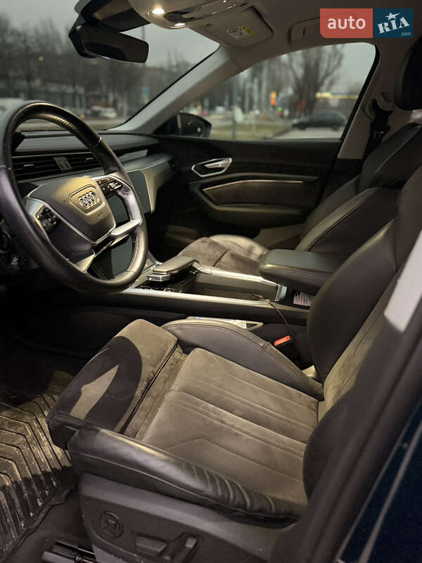 Позашляховик / Кросовер Audi e-tron 2020 в Запоріжжі фото 6 Позашляховик / Кросовер Audi e-tron 2020 в Запоріжжі