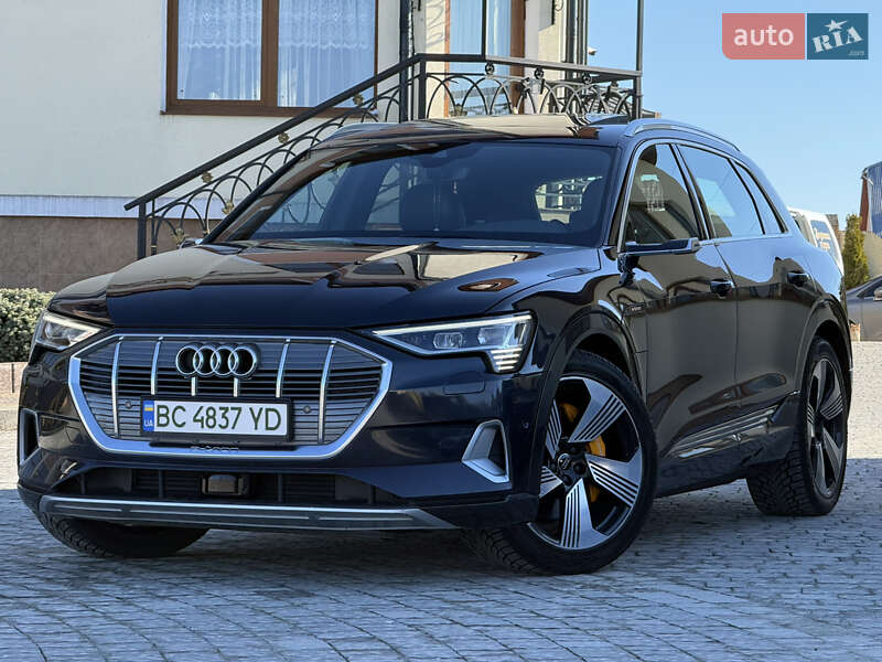Позашляховик / Кросовер Audi e-tron 2018 в Трускавці фото 17 Позашляховик / Кросовер Audi e-tron 2018 в Трускавці