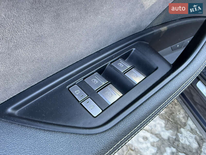 Позашляховик / Кросовер Audi e-tron 2018 в Трускавці фото 58 Позашляховик / Кросовер Audi e-tron 2018 в Трускавці