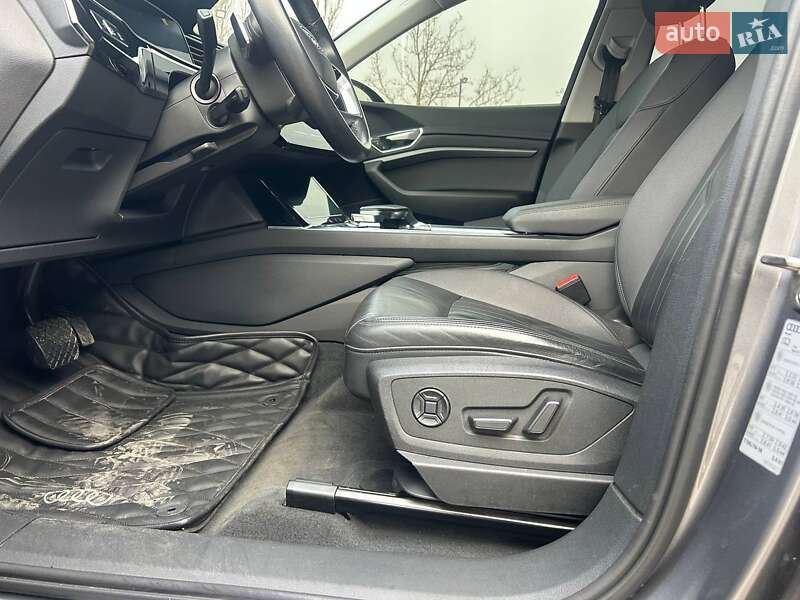 Позашляховик / Кросовер Audi e-tron 2020 в Одесі
