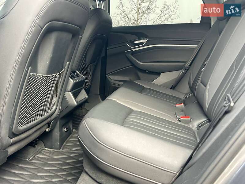 Позашляховик / Кросовер Audi e-tron 2020 в Одесі