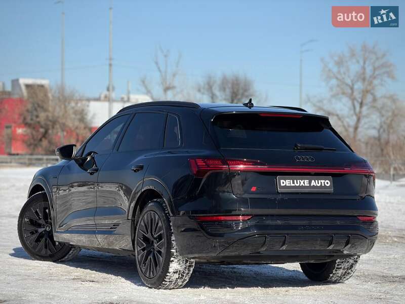 Внедорожник / Кроссовер Audi e-tron 2023 в Киеве фото 52 Внедорожник / Кроссовер Audi e-tron 2023 в Киеве