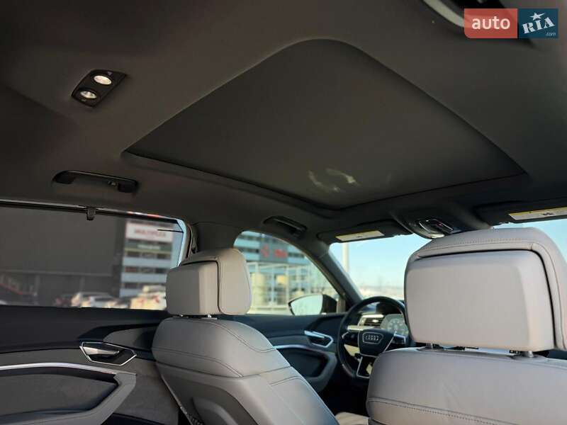 Внедорожник / Кроссовер Audi e-tron 2023 в Киеве фото 100 Внедорожник / Кроссовер Audi e-tron 2023 в Киеве