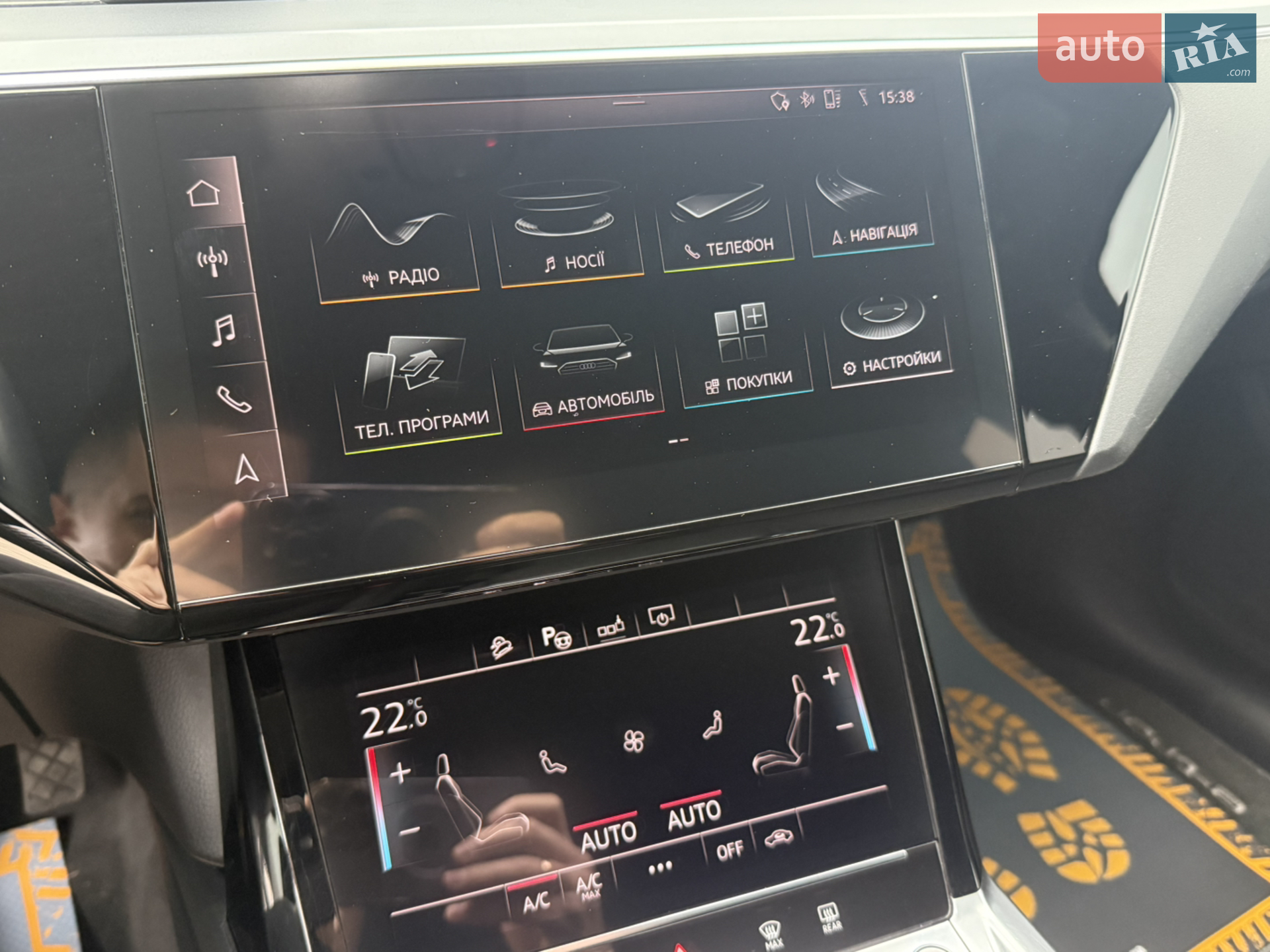 2020 Audi e-tron - мініатюра 23