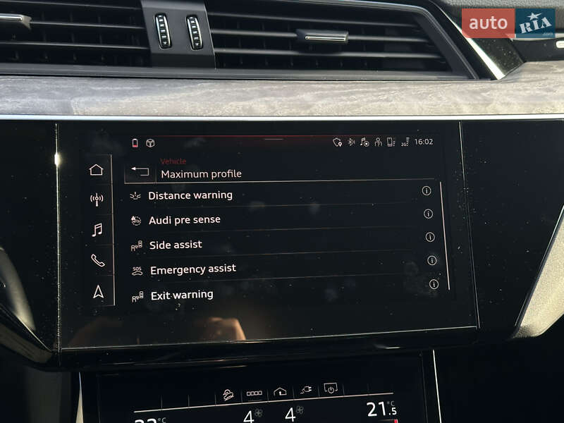 Позашляховик / Кросовер Audi e-tron 2020 в Ужгороді