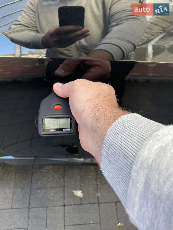 Позашляховик / Кросовер Audi e-tron 2022 в Рівному