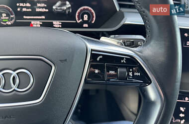 Внедорожник / Кроссовер Audi e-tron 2019 в Киеве