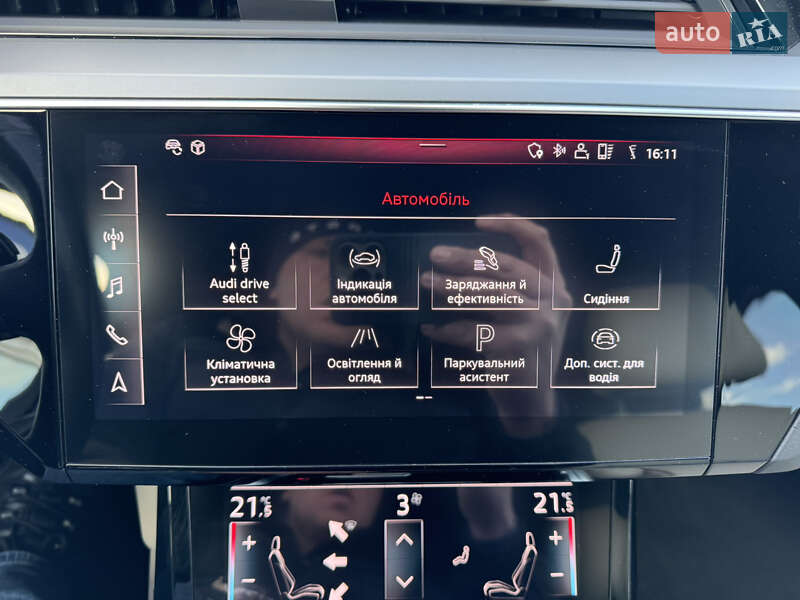 Внедорожник / Кроссовер Audi e-tron 2019 в Киеве