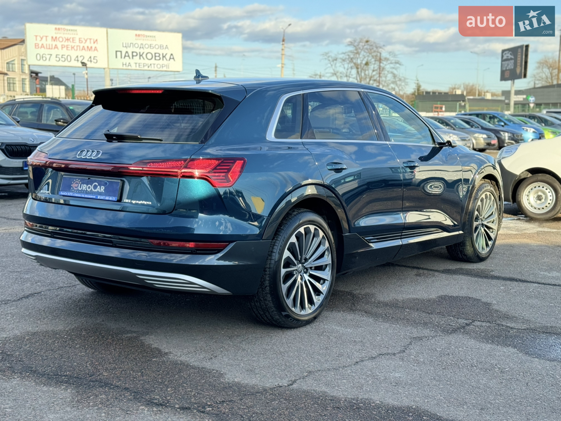 2019 Audi e-tron - мініатюра 136