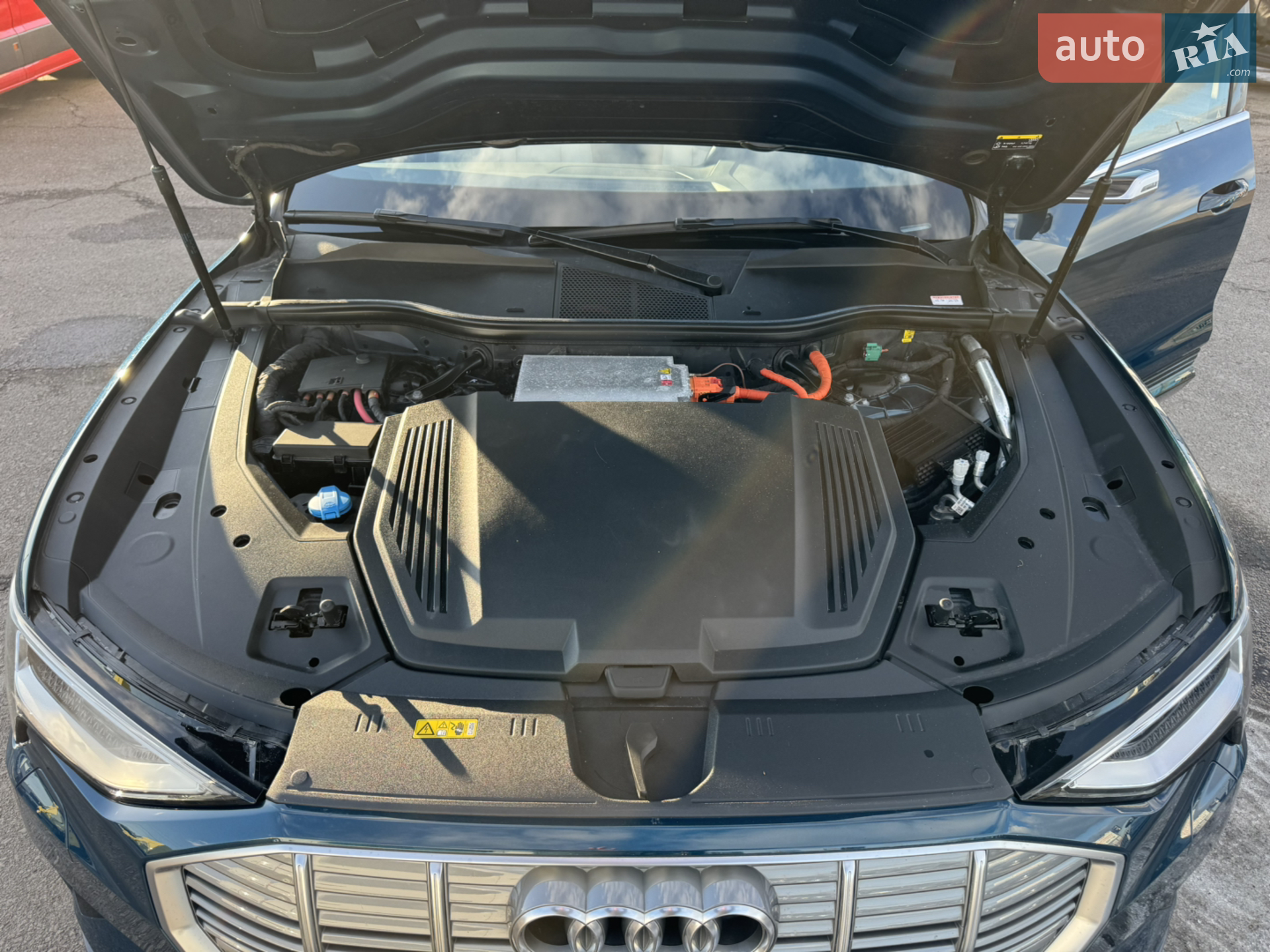 2019 Audi e-tron - мініатюра 143