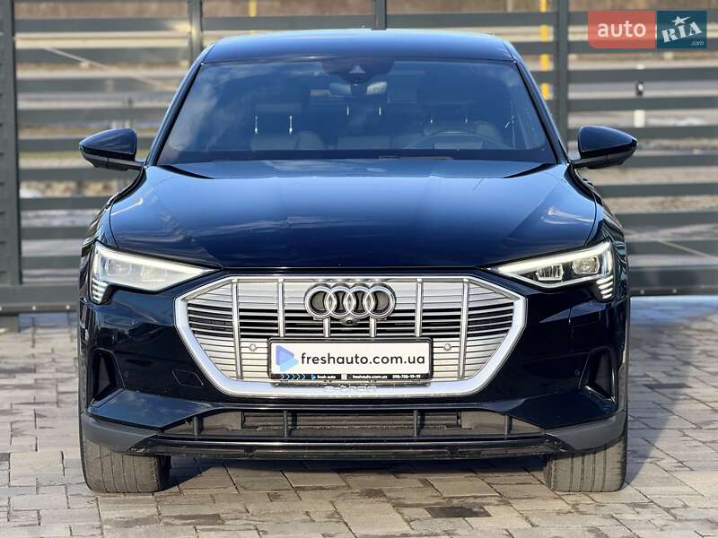 Внедорожник / Кроссовер Audi e-tron 2021 в Ровно