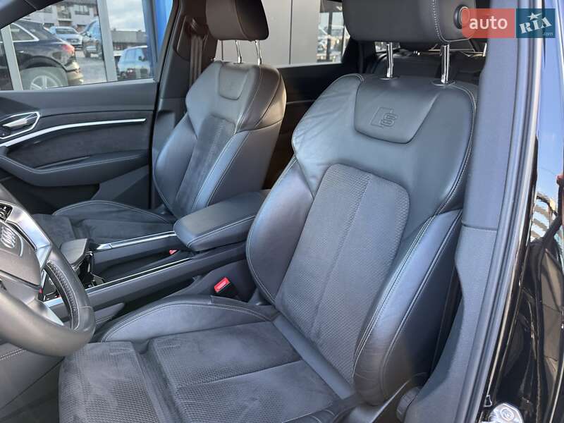 Внедорожник / Кроссовер Audi e-tron 2021 в Ровно