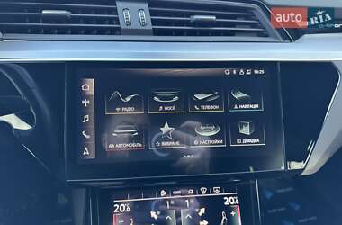 Внедорожник / Кроссовер Audi e-tron 2021 в Ровно