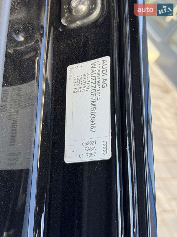 Внедорожник / Кроссовер Audi e-tron 2021 в Ровно